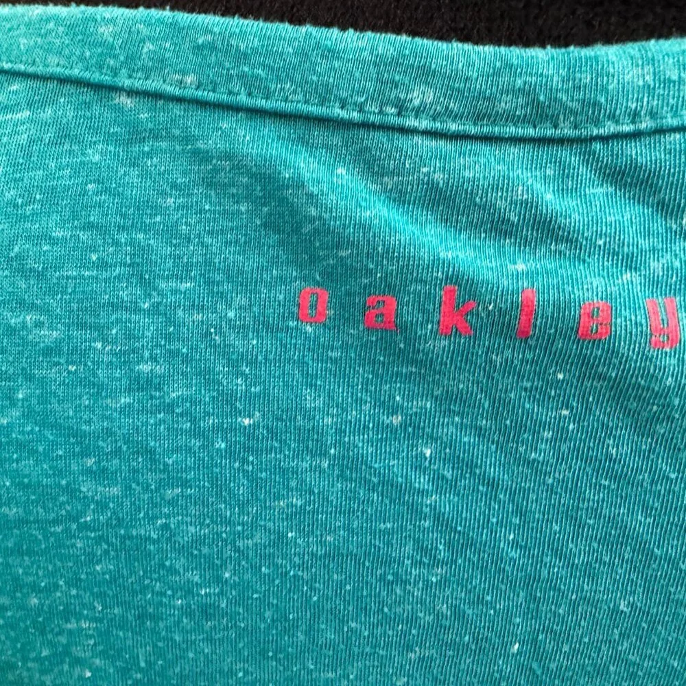 Oakley Shirt Women's Medium Blue Top - Picture 5 of 8